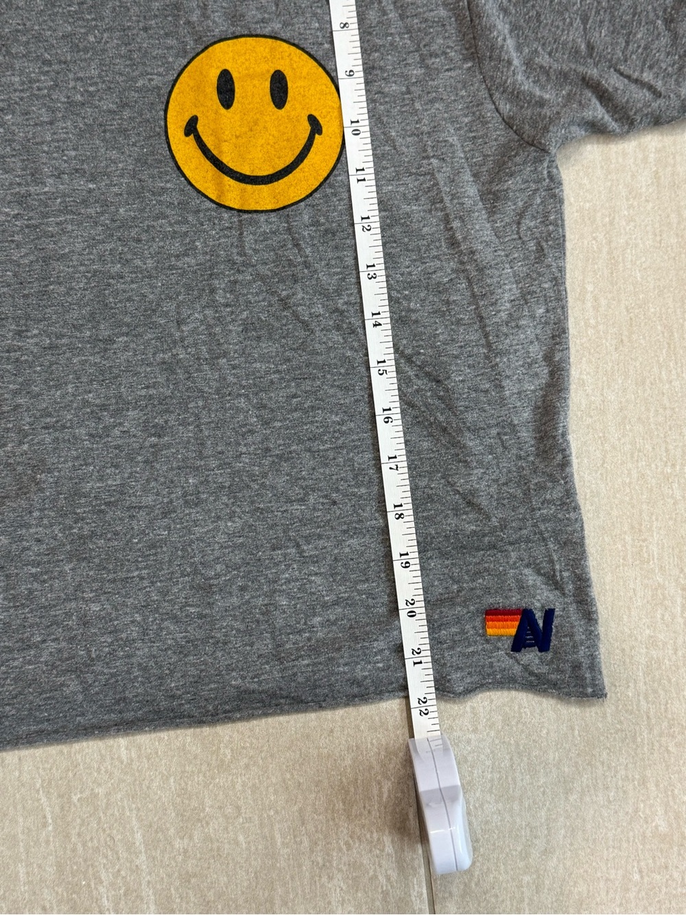 😊Aviator Nation Gray Boyfriend Smiley, Never Stop Chasing Rainbows Tee - Med😊 - Picture 7 of 13